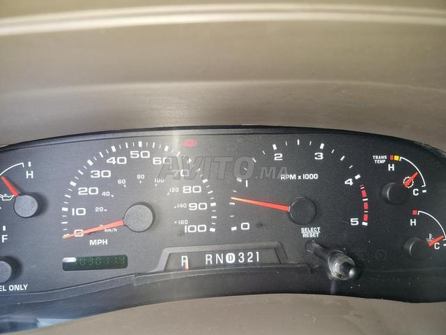 FORD EXCURSION V8 DIESEL - 2
