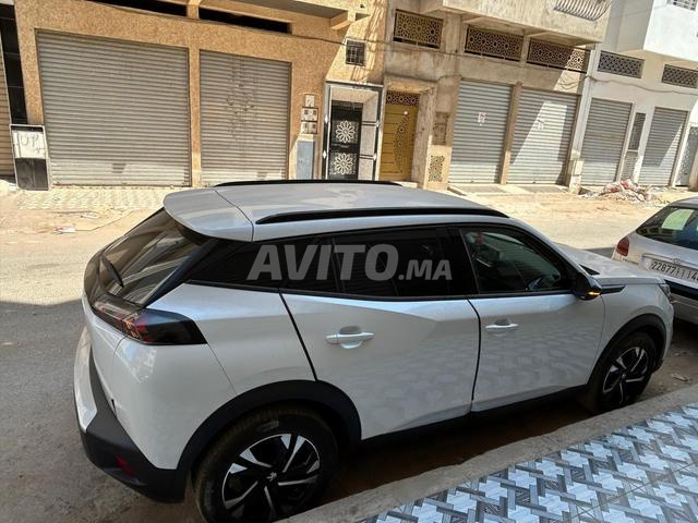 سيارة بحالة ممتازة للبيع - 2