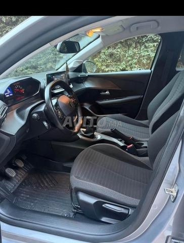 PEUGEOT 208 - 2