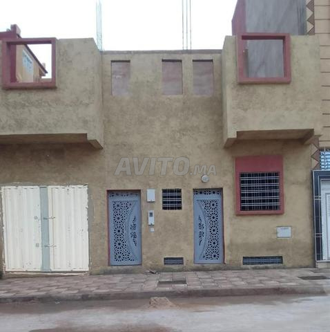 دار للبيع بالعمران الشطر الثاني سومي فيني 81م