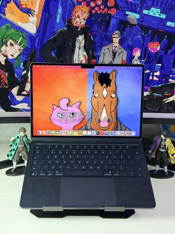 MacBook Air M4 2025 Cycle 9