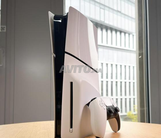 Playstation 5 Slim - 2