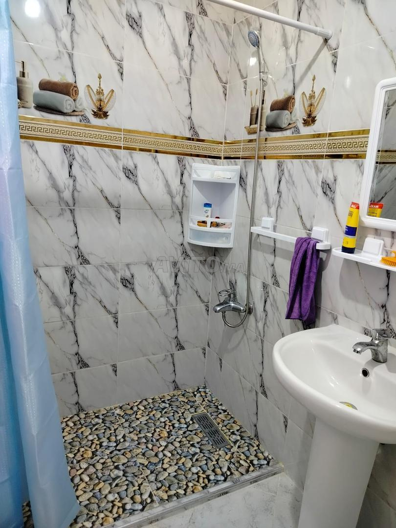 Appartement à louer à la journée pour familles et professionnels uniquement - image 4