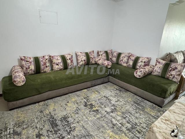 صالون للبيع على شكل حرف L - 2