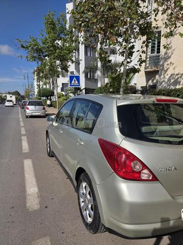 Nissan Tiida Amira - 2