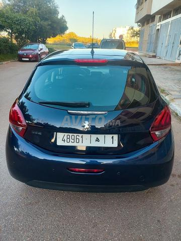 Peugeot 208 active