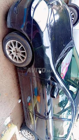 تويوتا كورولا نسخة بنزين 2004 - 2