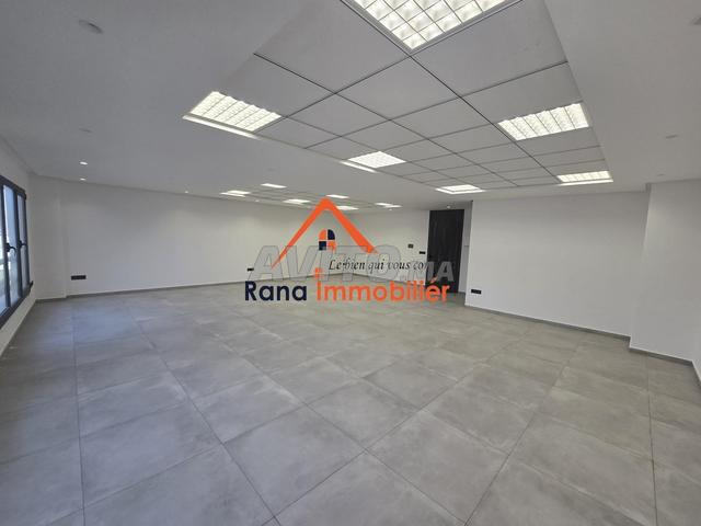 مكتب بمساحة مفتوحة للإيجار في حي أكدال - 2