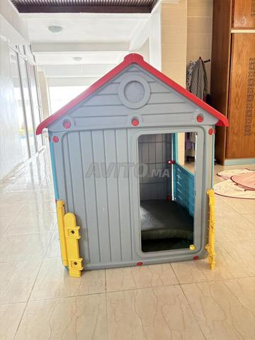 Balançoire et maisonnette à vendre - 2