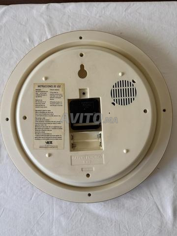 Horloge murale avec chant d'oiseaux - 2