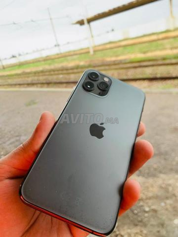 iPhone 11 pro 64 gb bon état