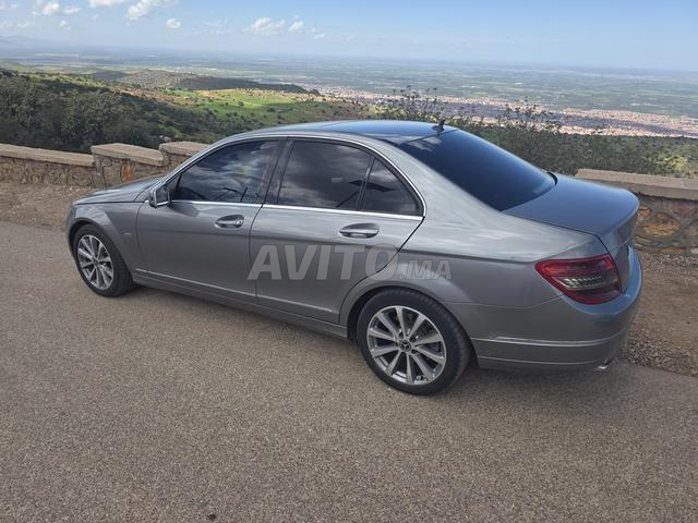 Voiture Mercedes W204 à vendre