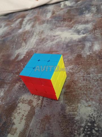 Puzzle Rubik's Cube.