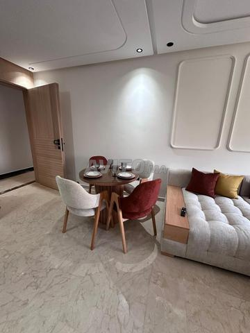 استوديو مفروش فاخر جديد في حي الواحة - 2