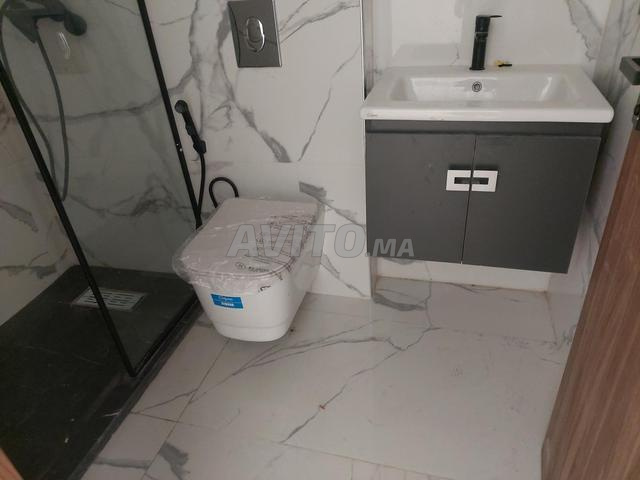 Studio neuf à louer vide - 2