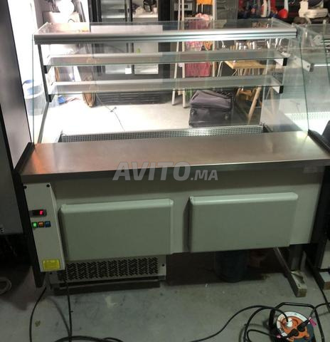 واجهة عرض تمثيلية للمخبز والمعجنات 🥮 - 2