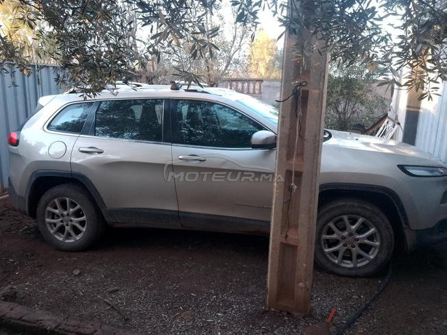 jeep Cherokee trailhawk très bonne état 