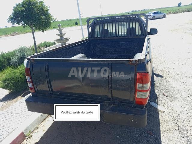 سيارة فورد موديل 2008 - 2