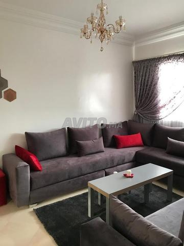 كنب، مسند قدم، سجادة وطاولة قهوة - 2