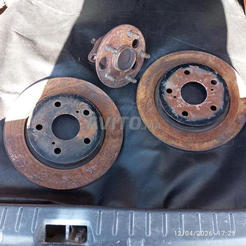 محمل وقرصان (أصليان) للعجلات الخلفية - 2