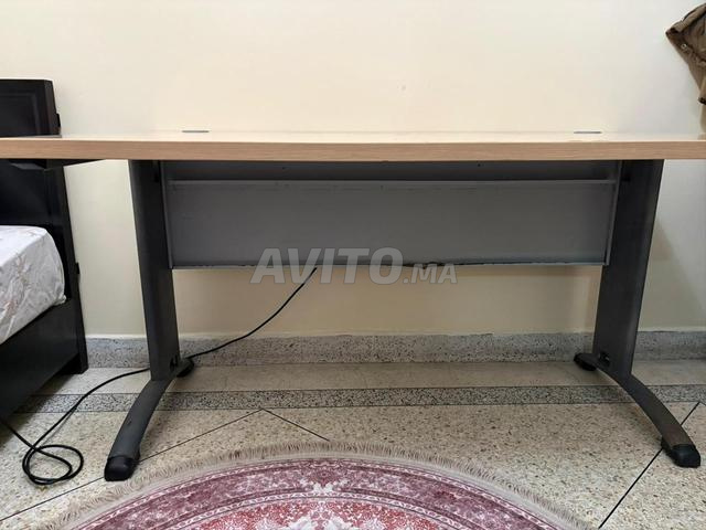 مكتب 140 سم × 80 سم - 2