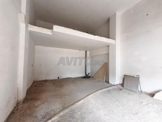 محل رائع جديد فارغ في جليز - 2