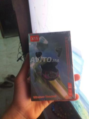 سماعات شيء رائع ما زال جديداً