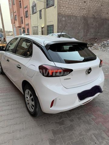 Opel Corsa essence neuuuuve - 2