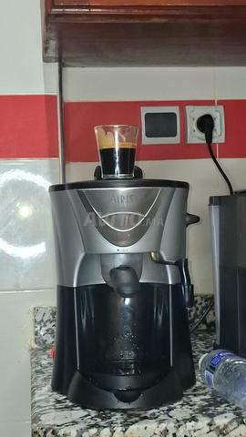 آلة قهوة من Airis، بني ملال حي الرمز