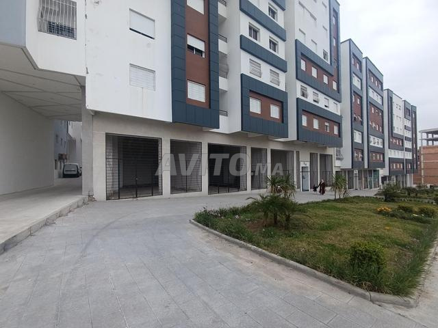 محل تجاري مقابل محطة الحافلات الجديدة - 2