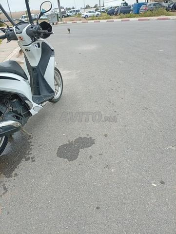 Scooter Robot 125i - 2