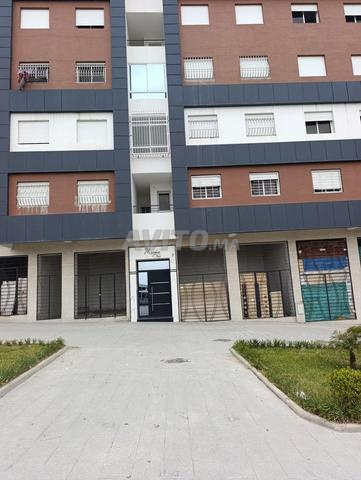 محل تجاري مقابل محطة الحافلات الجديدة - 2