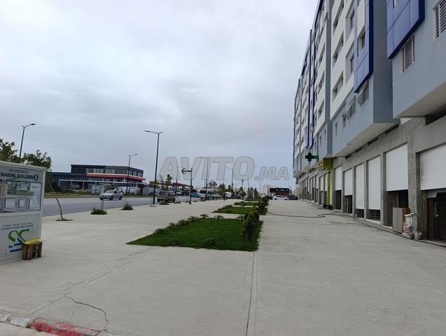 محل تجاري مقابل محطة الحافلات الجديدة