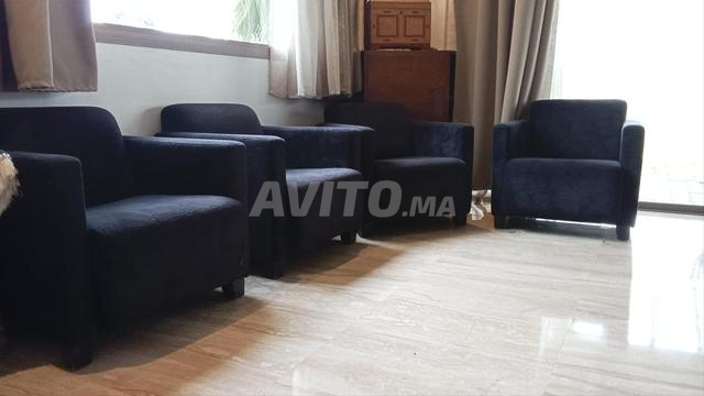 صالون مخملي أسود للبيع - 2