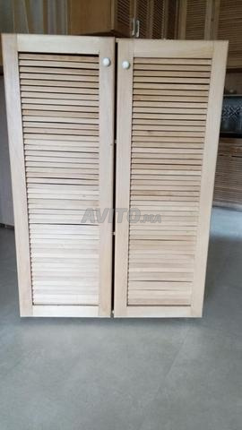 خزانة خشبية صلبة من الزان للبيع