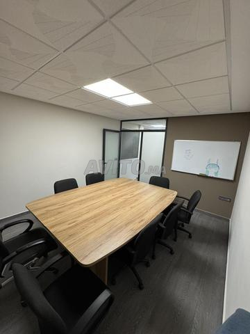 مكتب 120 متر مربع للإيجار - 2