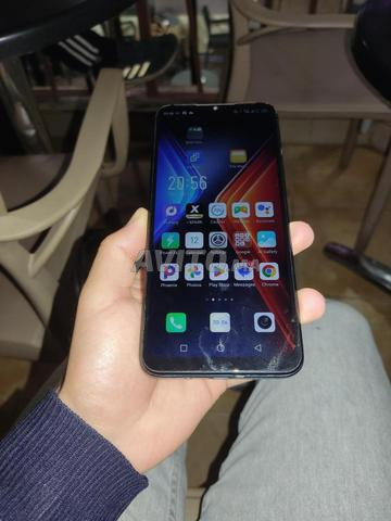 إنفينيكس هوت 11، 64 جيجا، 4 رام خفيف ونظيف