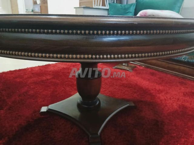 طاولة خشب أحمر - 2