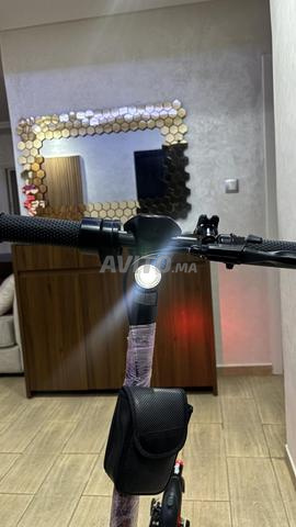 Trotinette électrique modèle Aprilia - 2