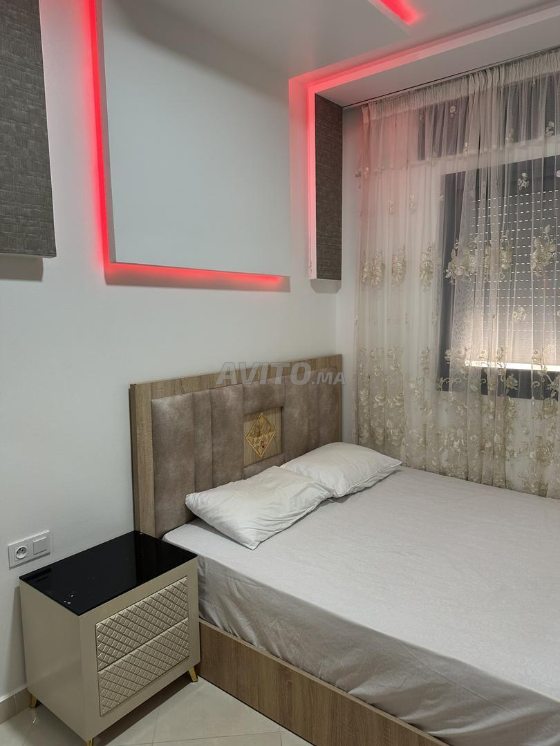 Appartement meublé à louer dans le quartier Shorouk dans un immeuble chic - image 4