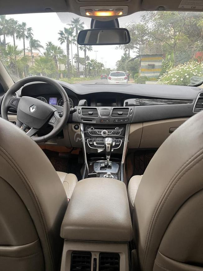 RENAULT LATITUDE 