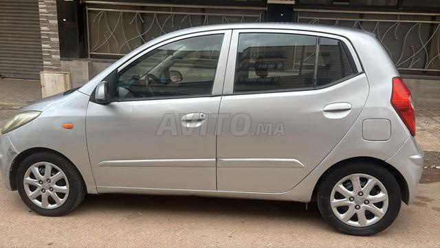 Hyundai i10 Essence - 2