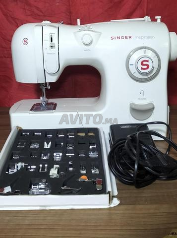 Machine à coudre Singer comme neuf