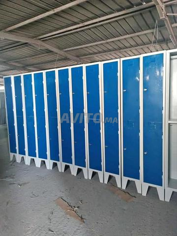 خزانة معدنية بألوان متعددة - 2