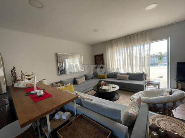 شقة للإيجار 220 متر مربع في الصخيرات - 2