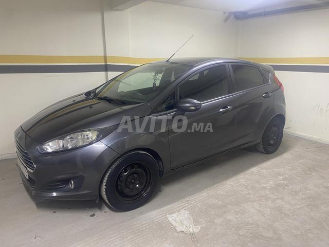 Ford Fiesta Diesel Manuelle 2017 à Casablanca - 2