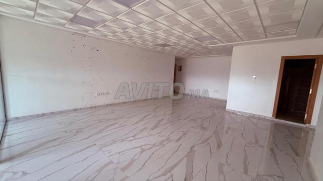 Bureau entièrement refait à neuf - 2