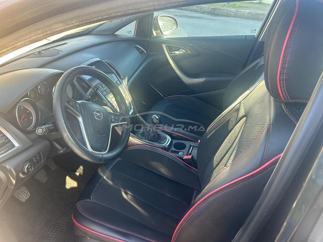Opel Astra Diesel Manuelle 2012 à Rabat