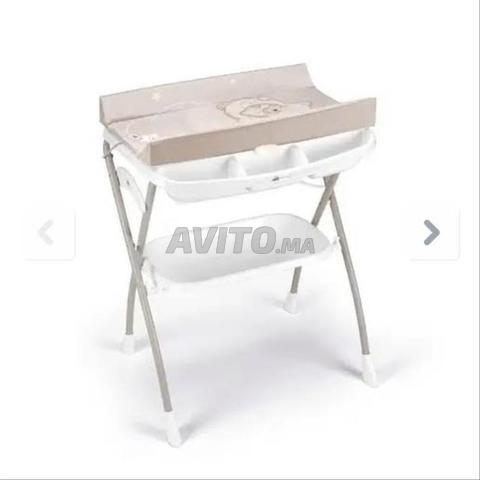 Baignoire et table à langer pour bébé