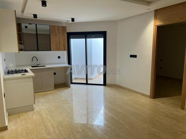 استوديو عالي المستوى للبيع - 2